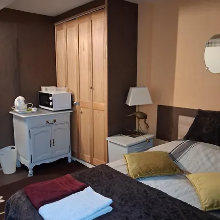 Проживание в семье Dans Le Centre Historique *